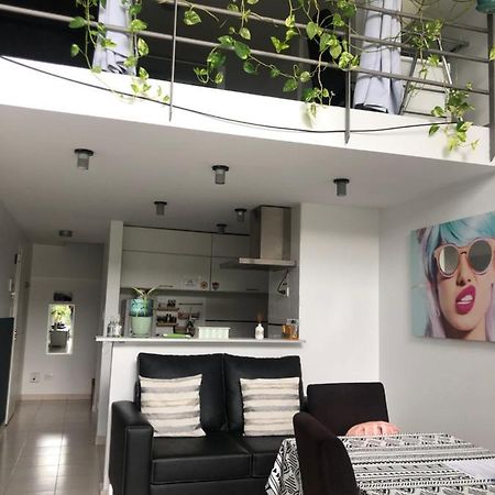 Апартаменты El Depto Tipo Duplex Pleno Centro Incluye Cochera Consultar Servicio De Parking Монте-Гранде Экстерьер фото
